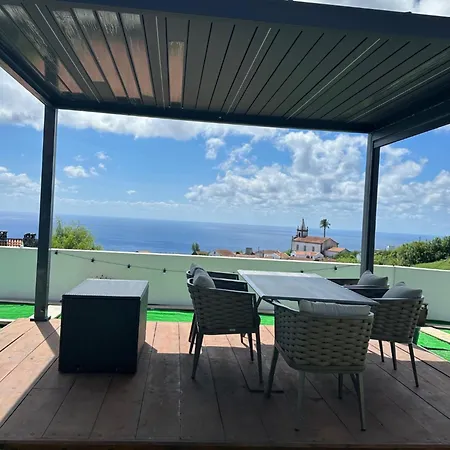 Estrelitzia Sea View 1 A 6 P Holiday home *