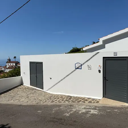 Casa vacanze Estrelitzia Sea View 1 à 6 P Lomba (Flores)