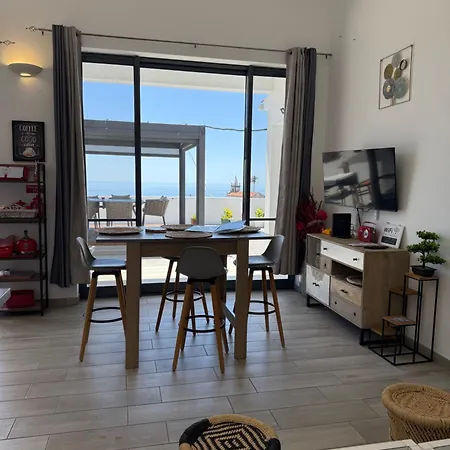 Estrelitzia Sea View 1 A 6 P Ferienhaus *