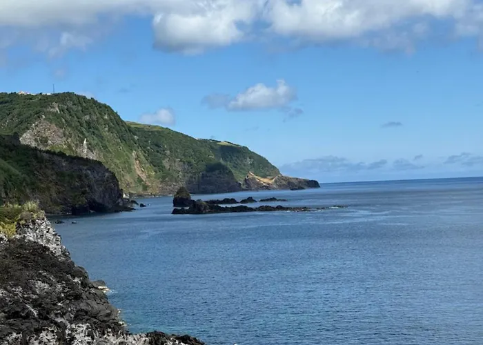 Estrelitzia Sea View 1 A 6 P * Lomba (Flores)