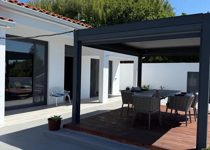 Estrelitzia Sea View 1 A 6 P 度假居