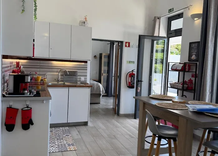 Estrelitzia Sea View 1 A 6 P *